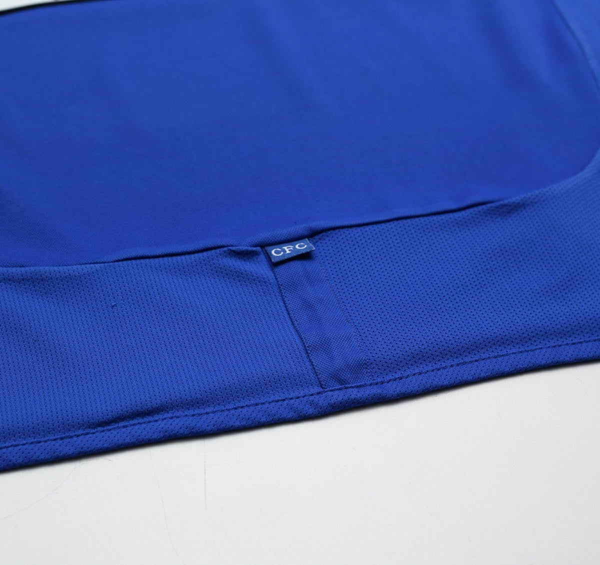 2001/03 ZOLA #25 Chelsea Vintage Umbro Home Football Shirt (M)