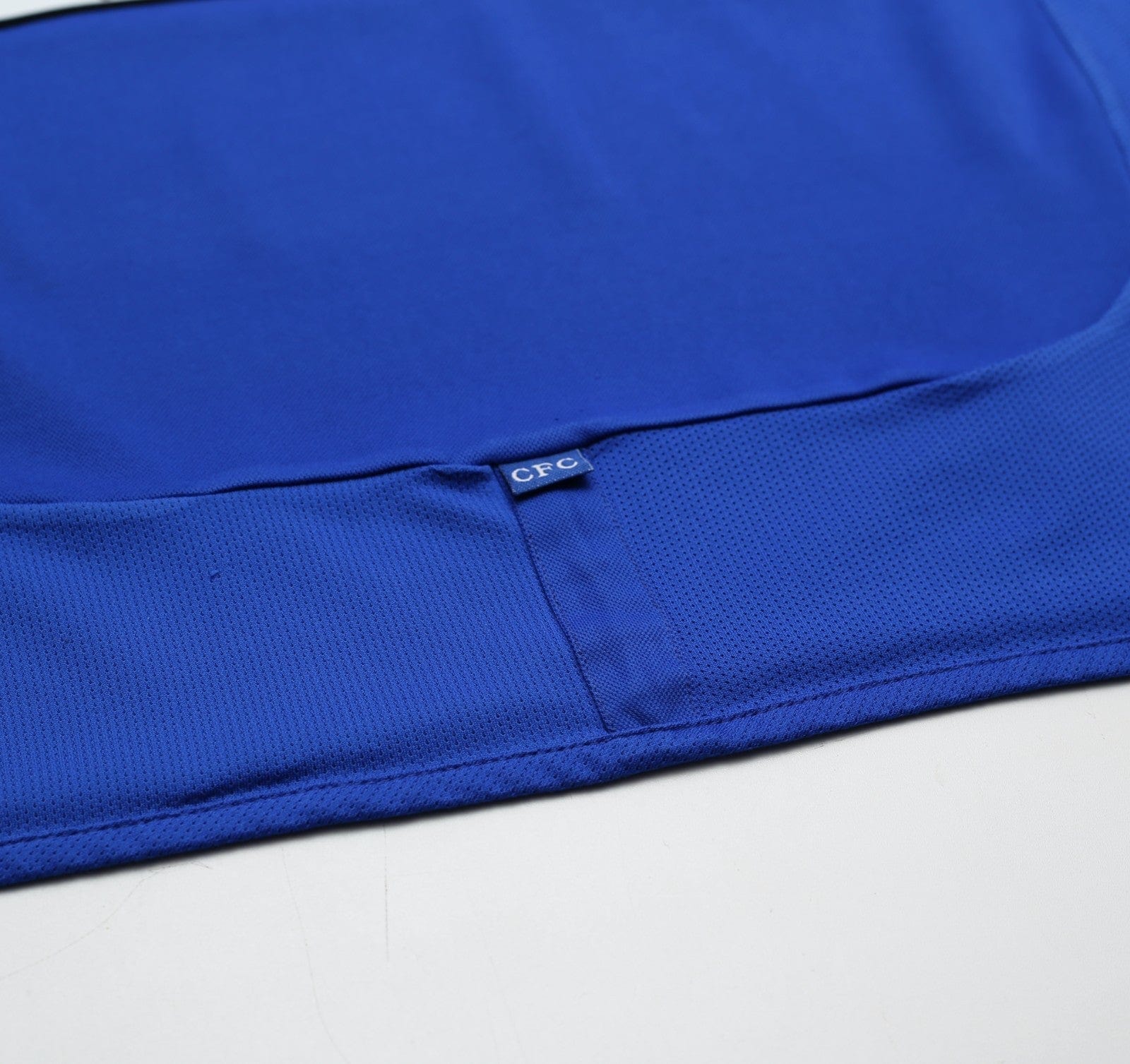 2001/03 ZOLA #25 Chelsea Vintage Umbro Home Football Shirt (M)