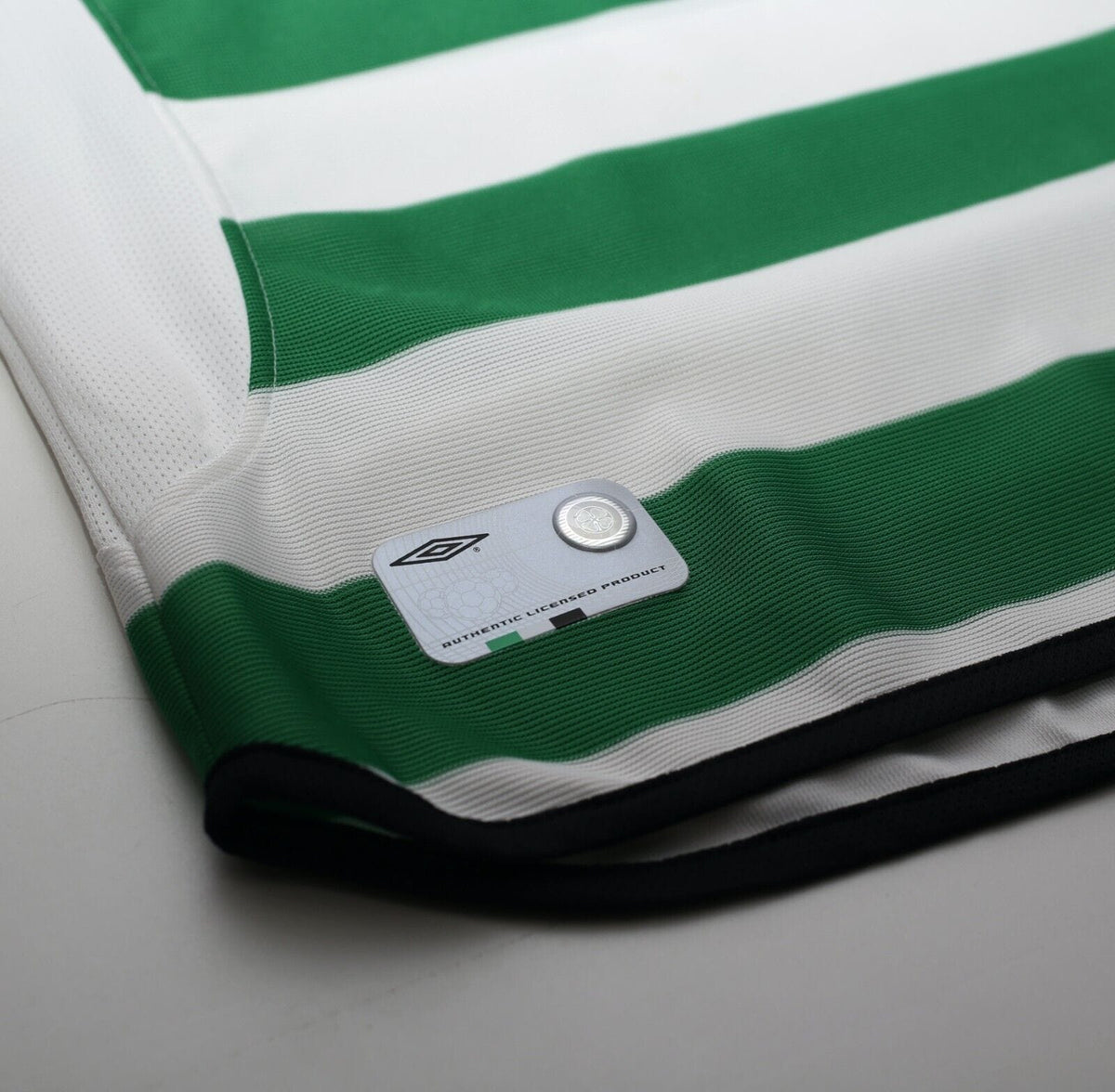 2001 LARSSON #7 Celtic Umbro Home Football Shirt (L) TOM BOYD TESTIMONIAL