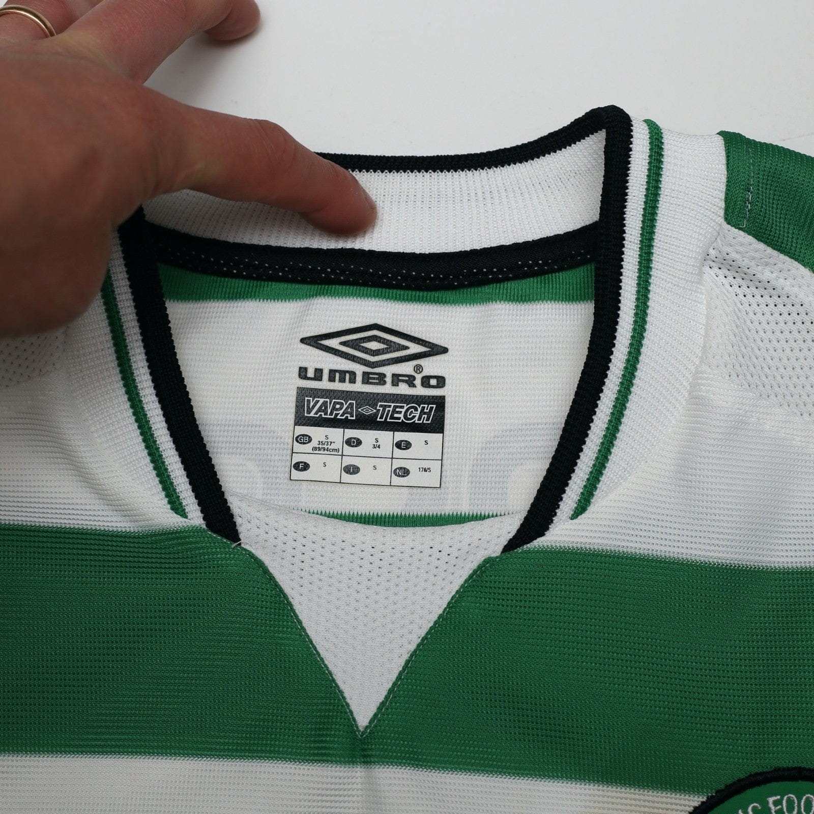2001 Larsson #7 Celtic Vintage Umbro Home Football Shirt (S)