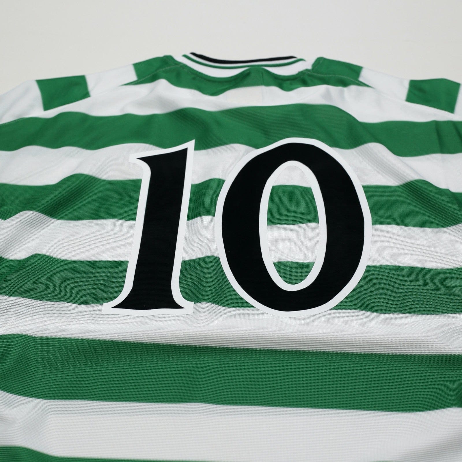 2001 Moravcik #10 Celtic Umbro Home Football Shirt (XL) Tom Boyd Testimonial