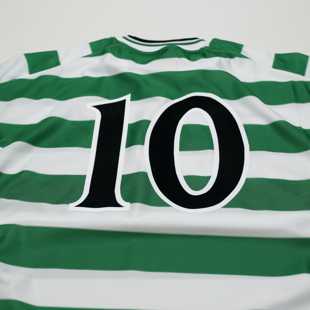 2001 Moravcik #10 Celtic Umbro Home Football Shirt (XL) Tom Boyd Testimonial