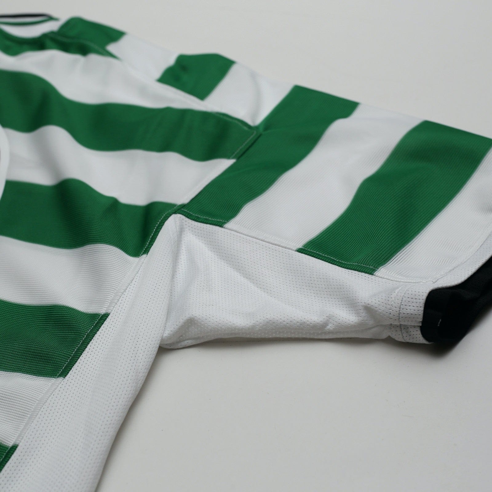 2001 Moravcik #10 Celtic Umbro Home Football Shirt (XL) Tom Boyd Testimonial