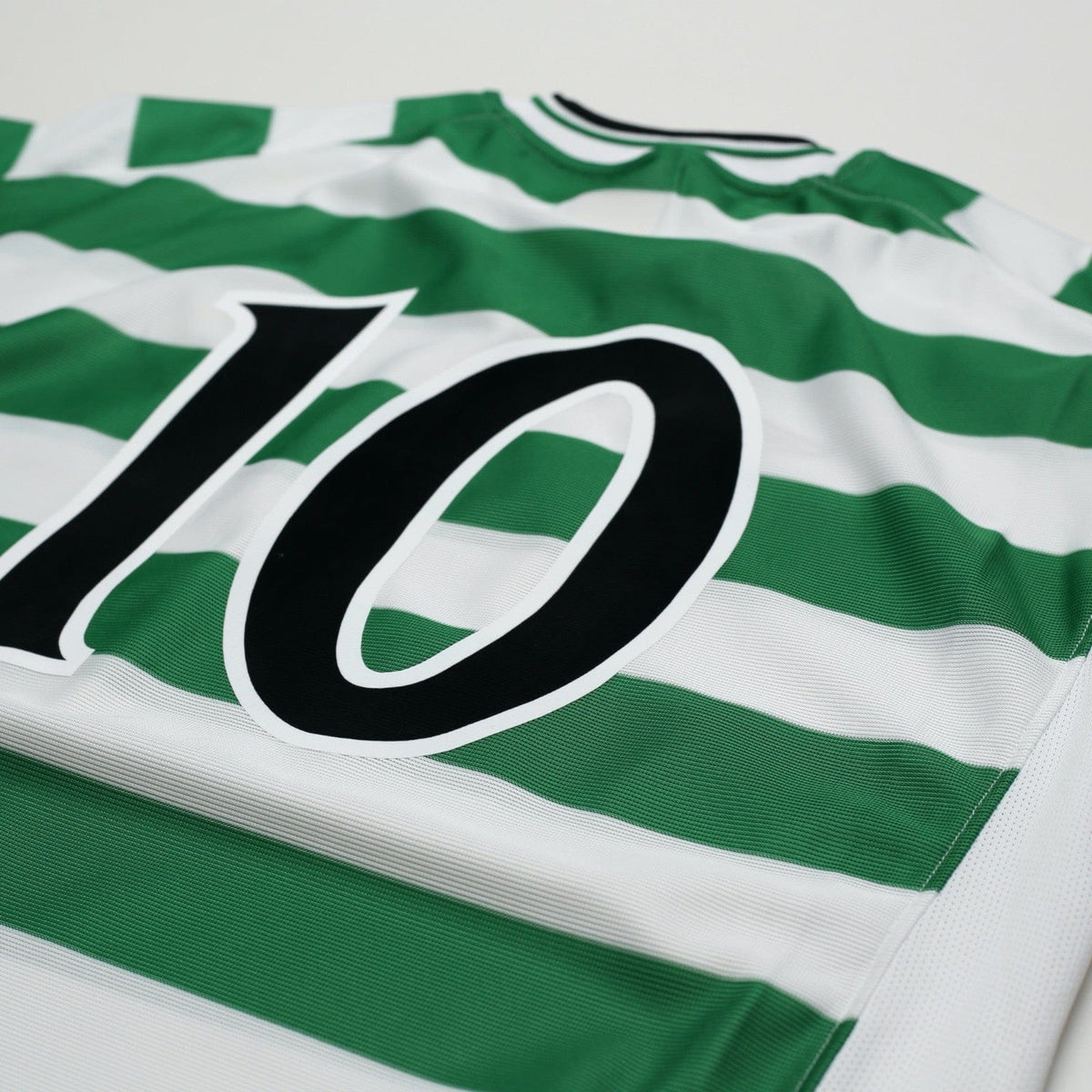 2001 Moravcik #10 Celtic Umbro Home Football Shirt (XL) Tom Boyd Testimonial