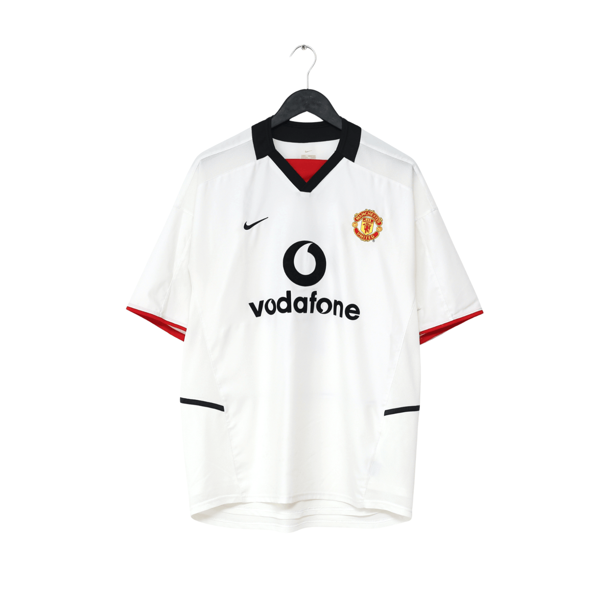 2002/03 Beckham #7 Manchester United Nike away football shirt in white with black trim