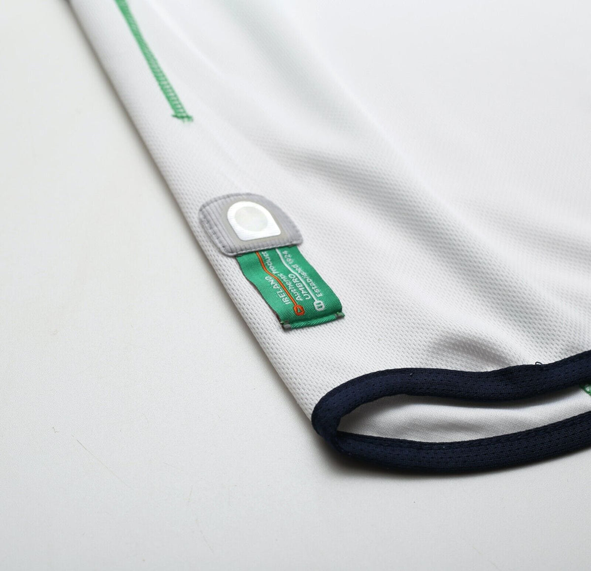 2002/03 DUFF #7 Ireland Vintage Umbro Away Football Shirt (S) World Cup 2002