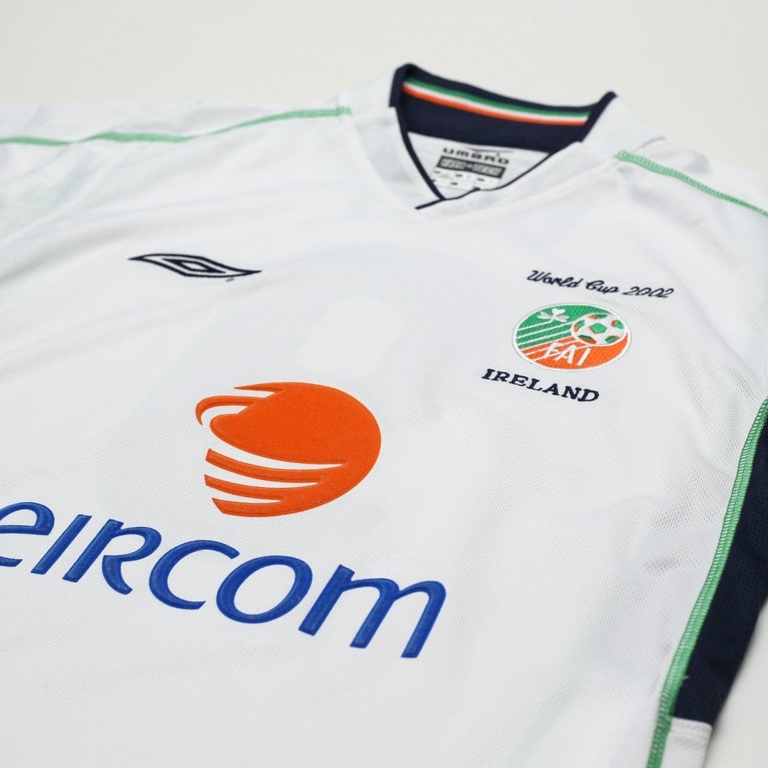 2002/03 Duff #9 Ireland Vintage Umbro Home Football Shirt (S)