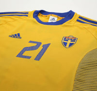 2002/03 IBRAHIMOVIC #21 Sweden Vintage adidas WC 02 Home Football Shirt (XL)