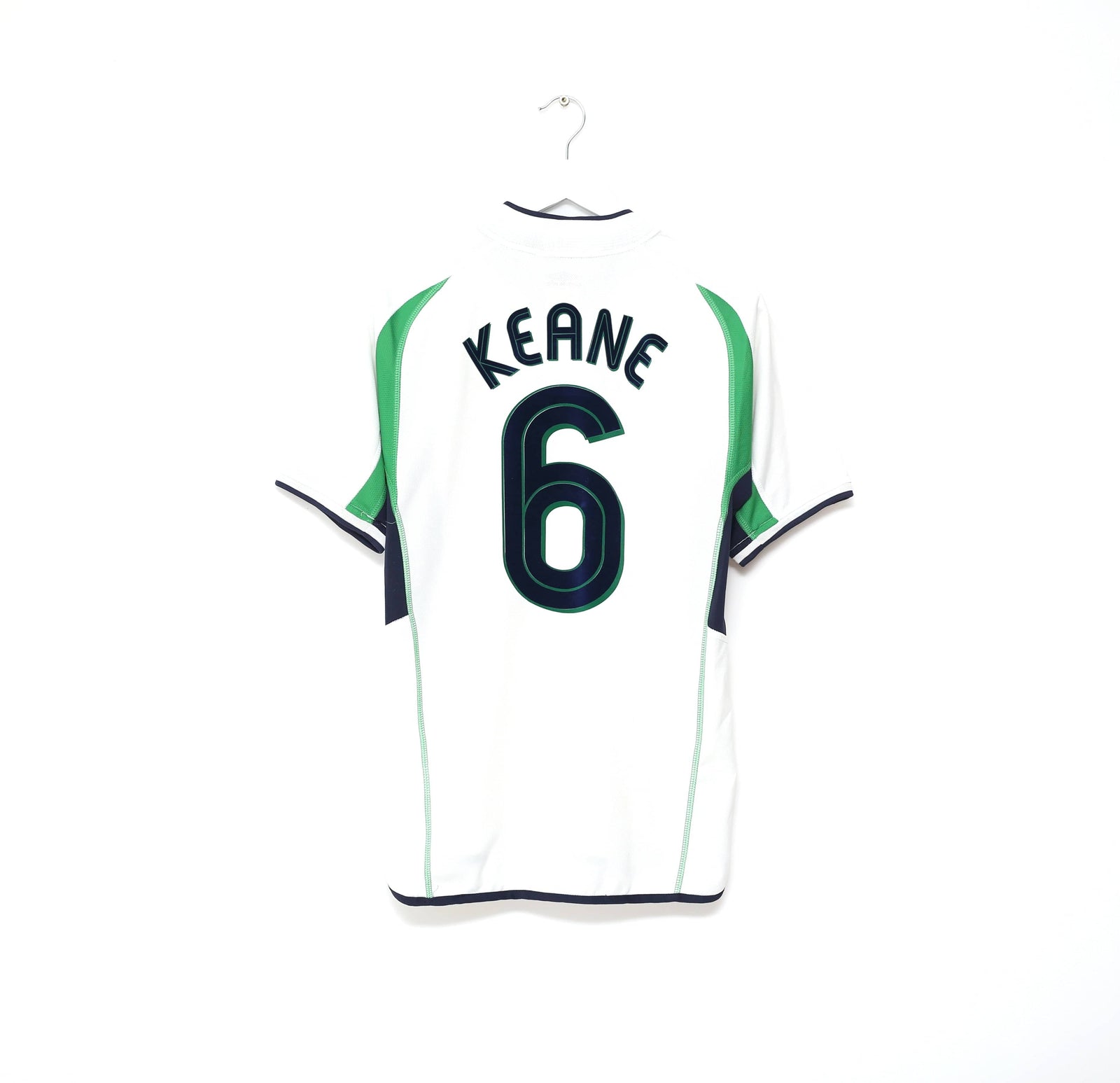2002/03 KEANE #6 Ireland Vintage Umbro Away Football Shirt (M)