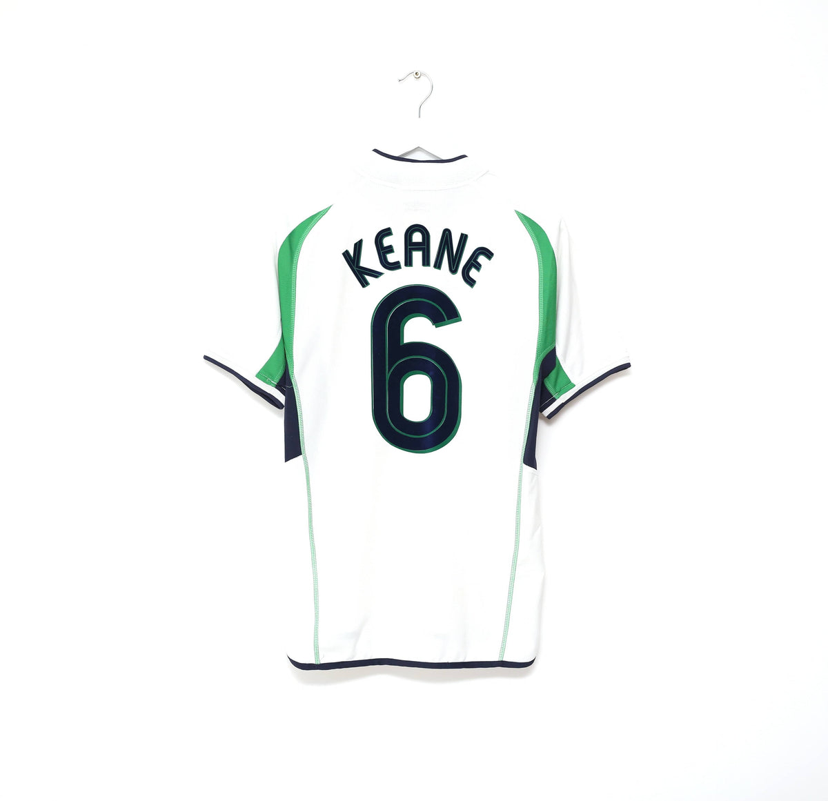 2002/03 KEANE #6 Ireland Vintage Umbro Away Football Shirt (M)