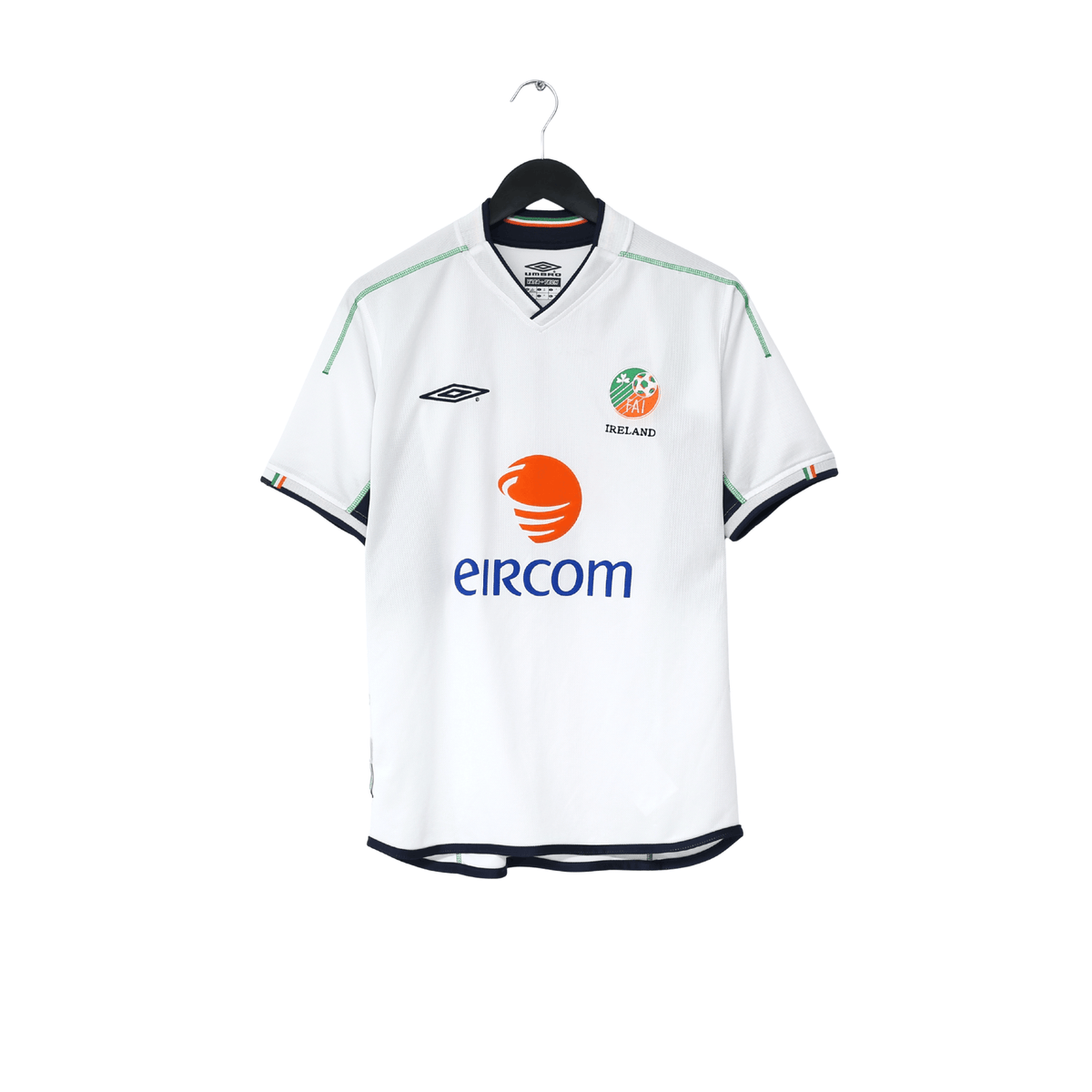 2002/03 KEANE #6 Ireland Vintage Umbro Away Football Shirt (S)