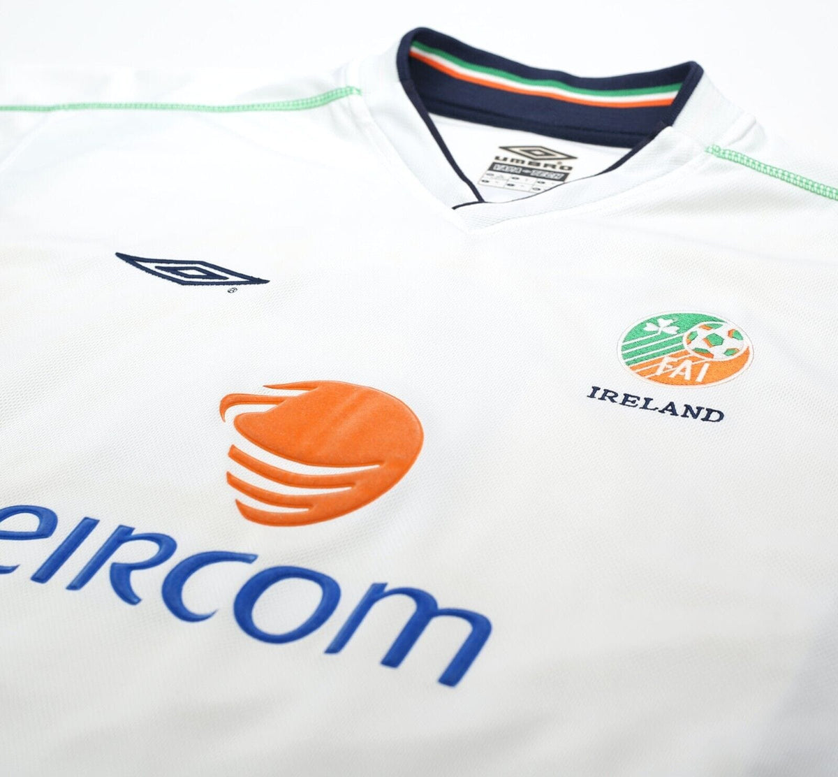 2002/03 KEANE #6 Ireland Vintage Umbro Away Football Shirt (XL)