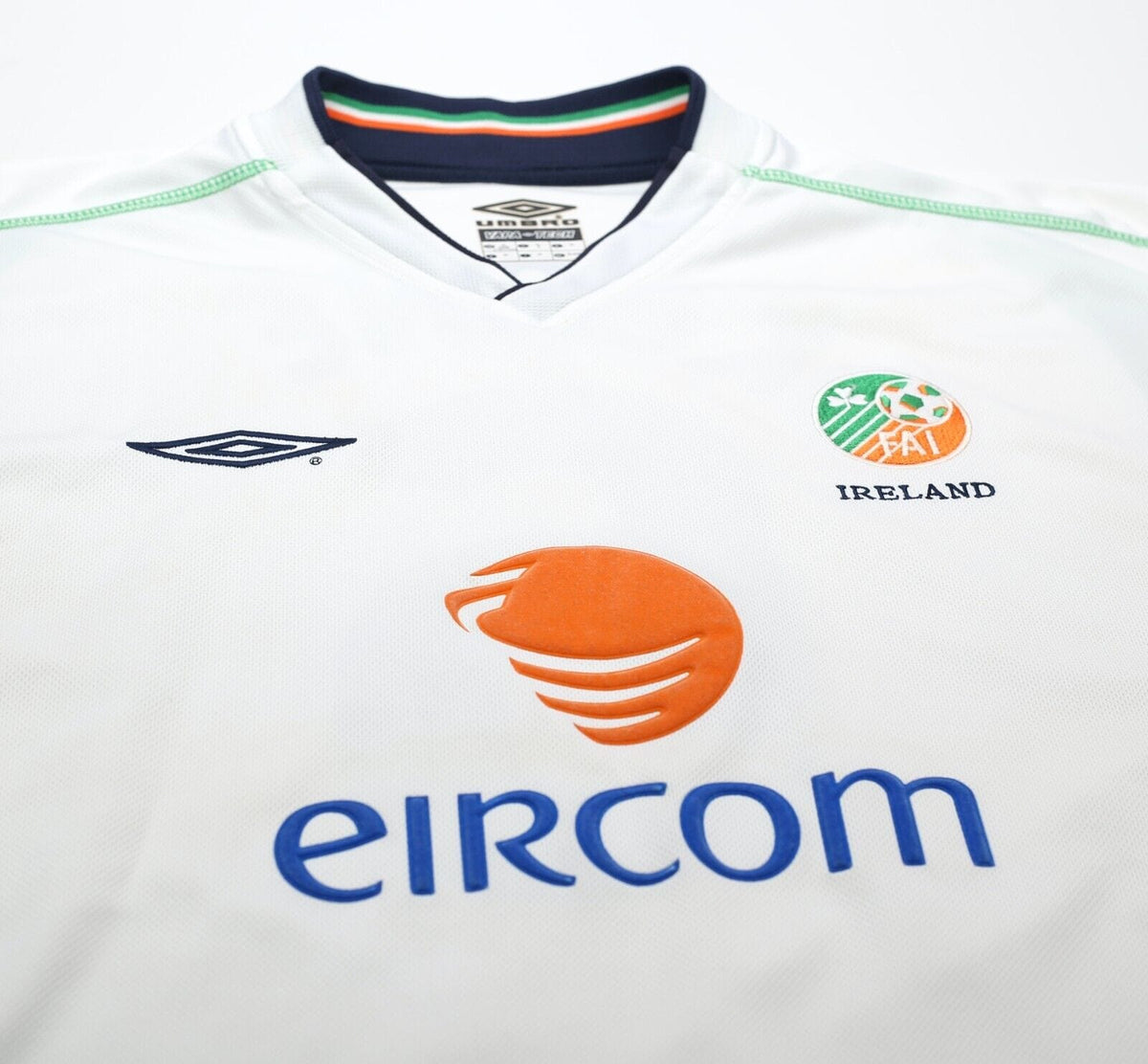 2002/03 KEANE #6 Ireland Vintage Umbro Away Football Shirt (XL)