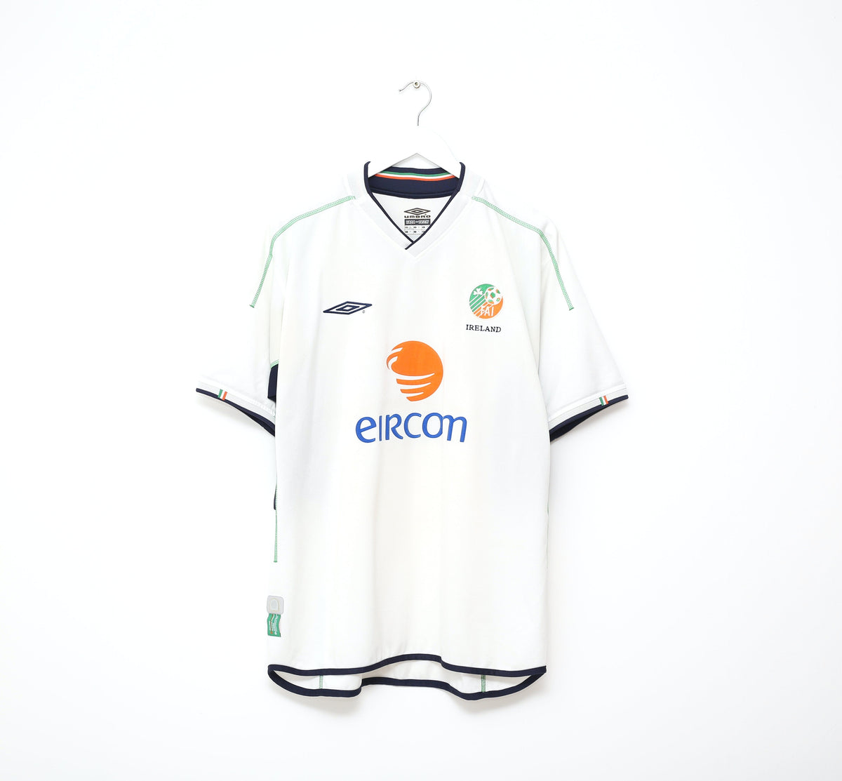 2002/03 KEANE #6 Ireland Vintage Umbro Away Football Shirt (XL)