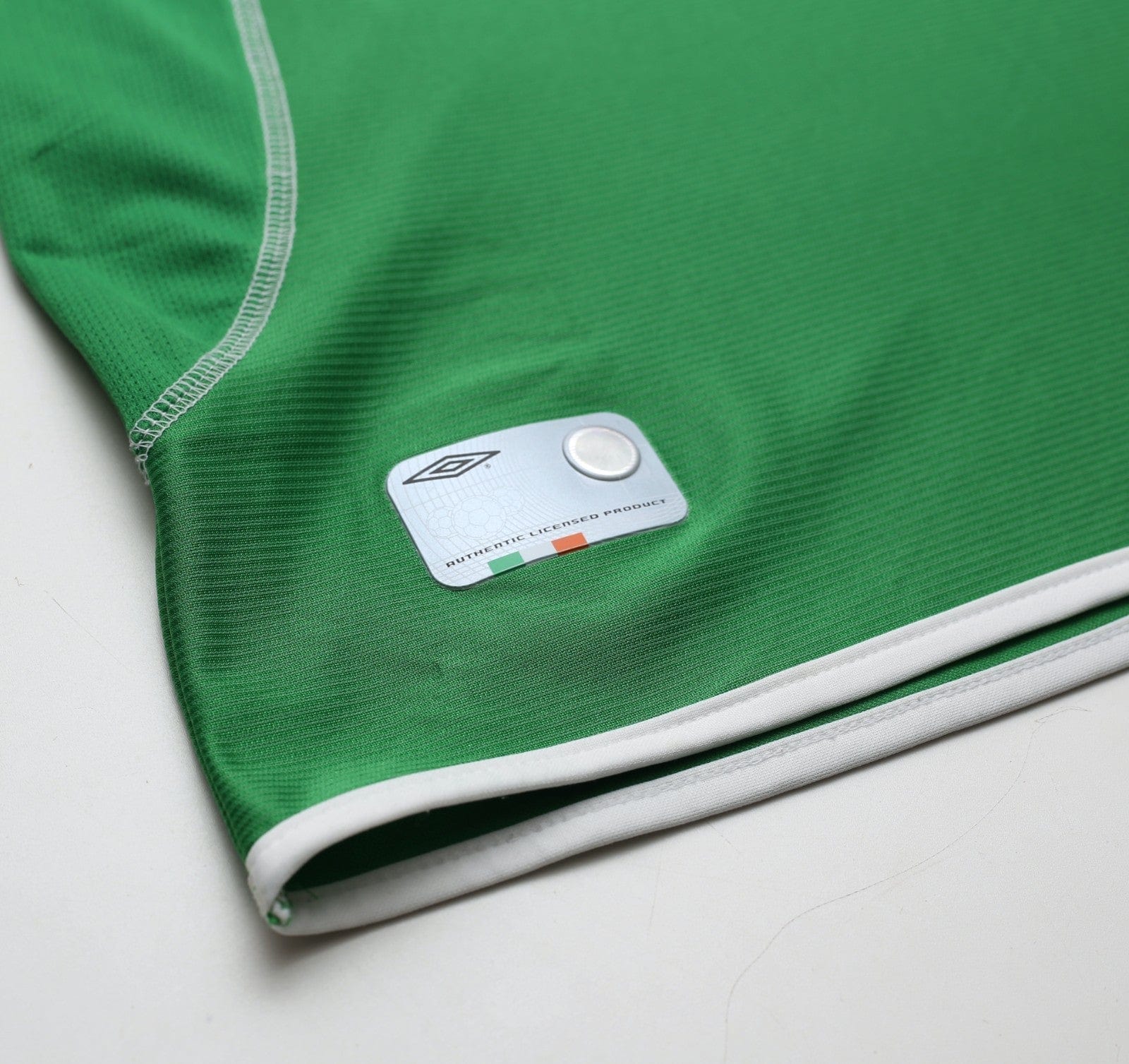 2002/03 KEANE #6 Ireland Vintage Umbro Home Football Shirt (L)