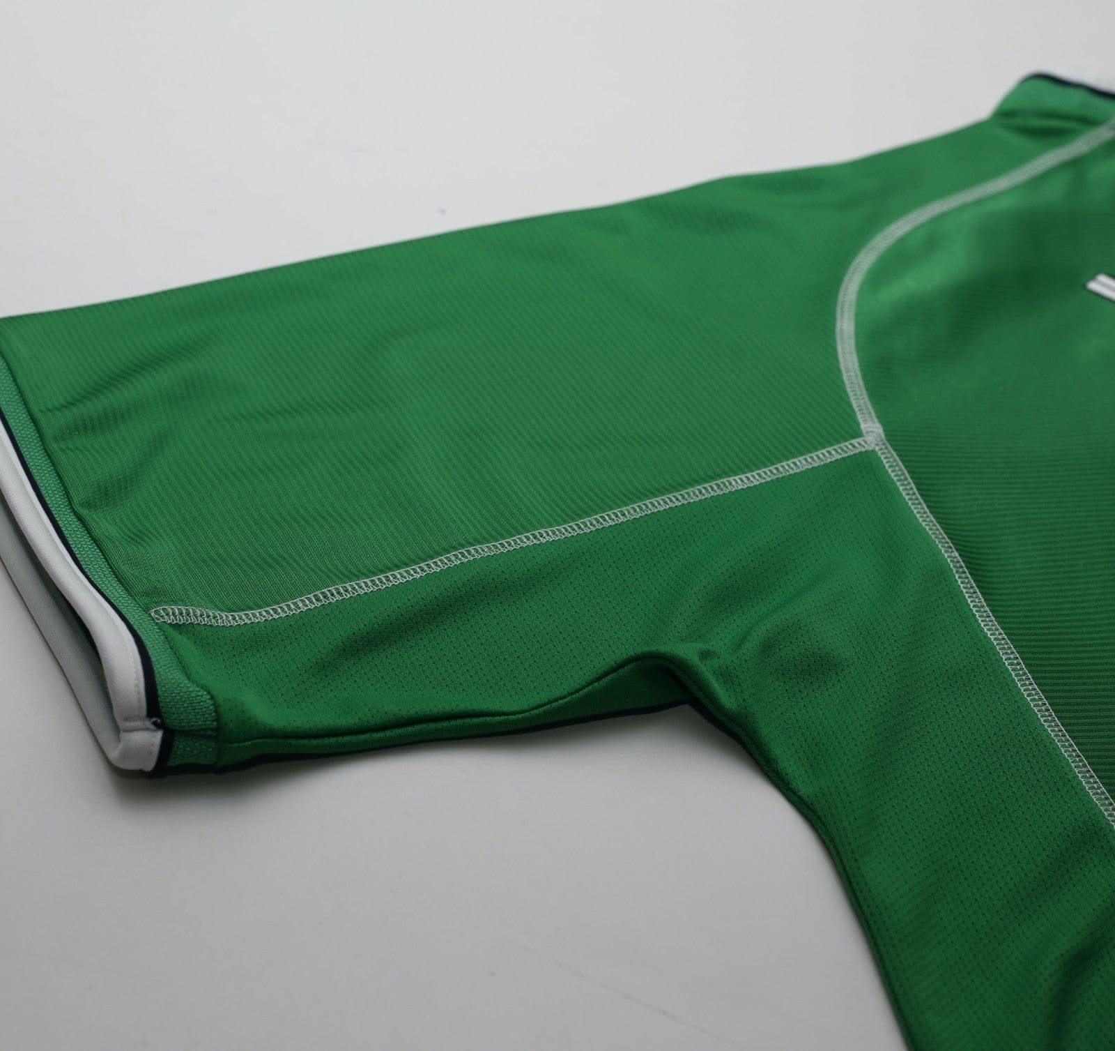 2002/03 KEANE #6 Ireland Vintage Umbro Home Football Shirt (XL)