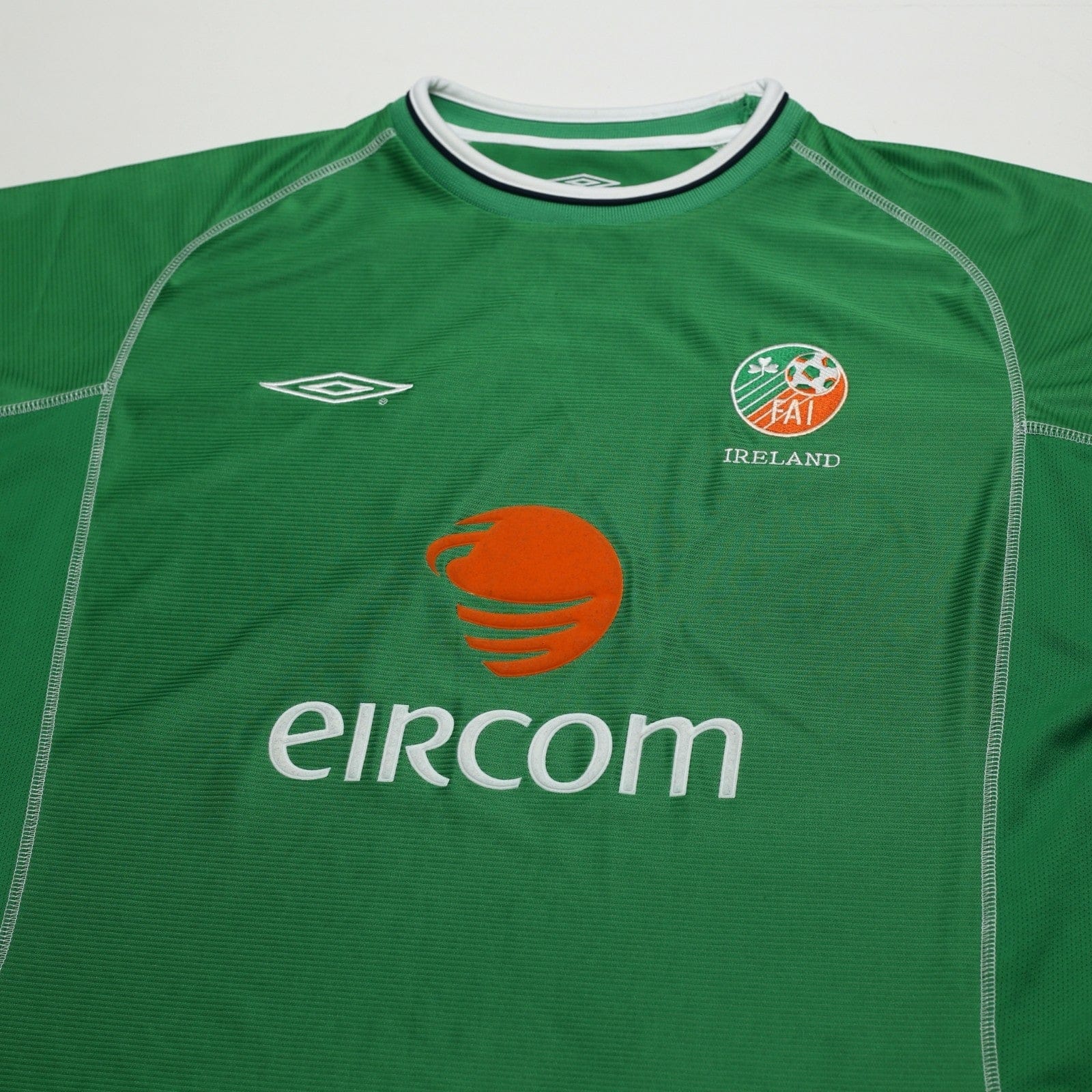 2002/03 Keane #6 Ireland Vintage Umbro Home Football Shirt (XL)