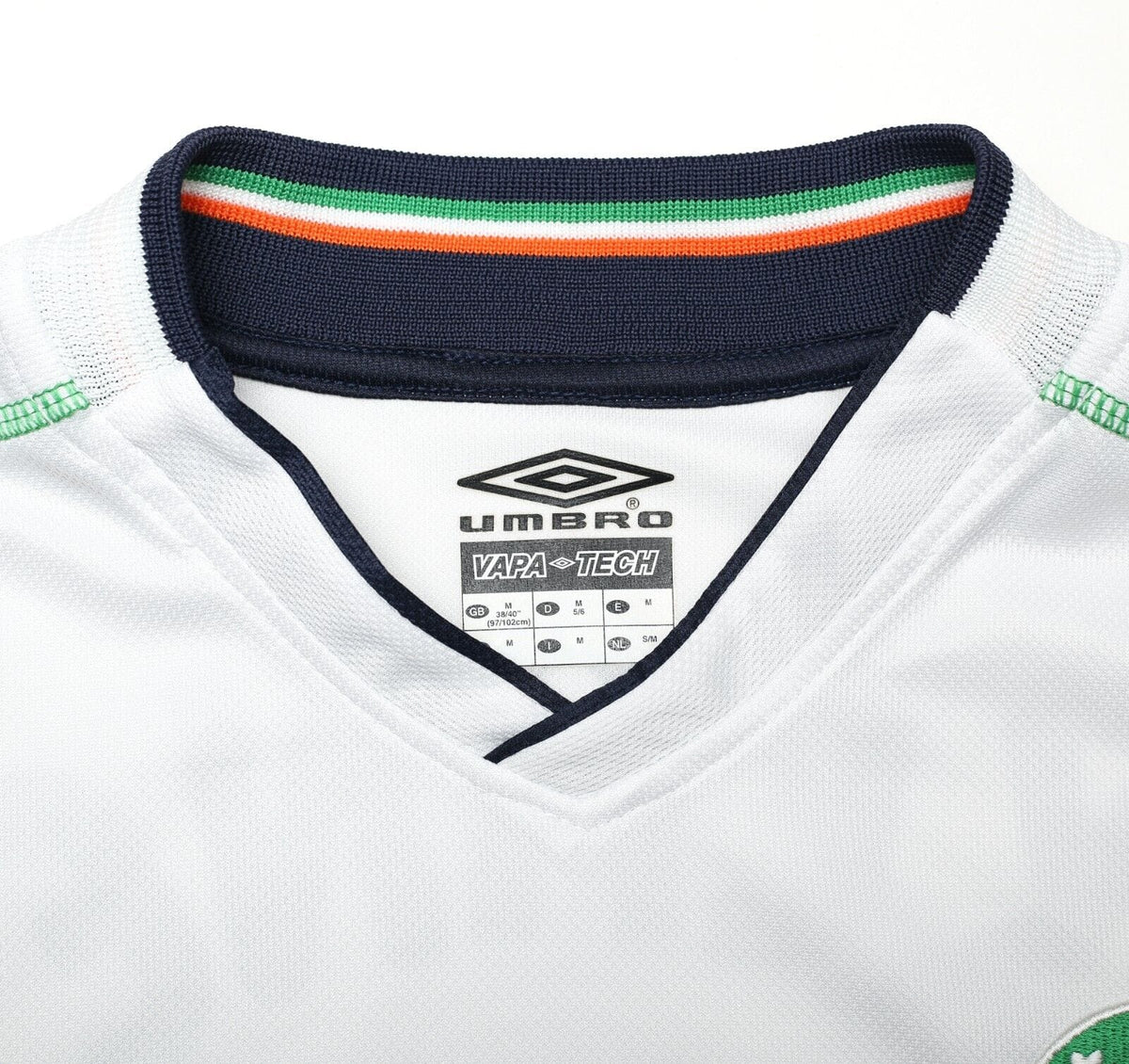 2002/03 KEANE #6 Ireland Vintage Umbro L/S Away Football Shirt (M)