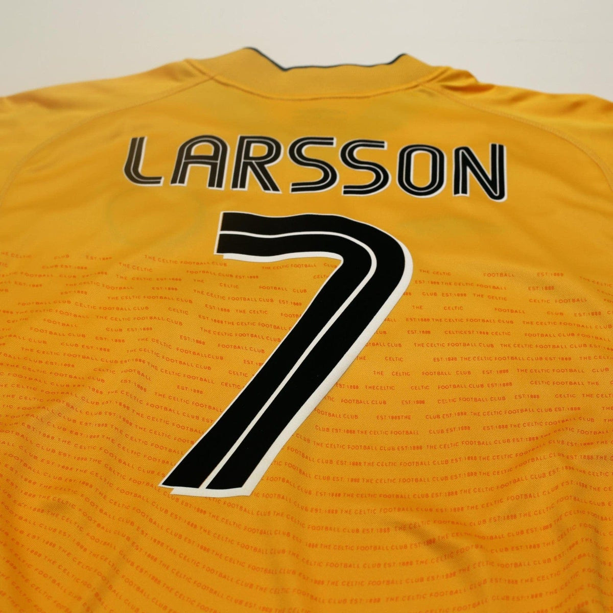 2002/03 Larsson #7 Celtic Vintage Umbro Away Football Shirt (L)