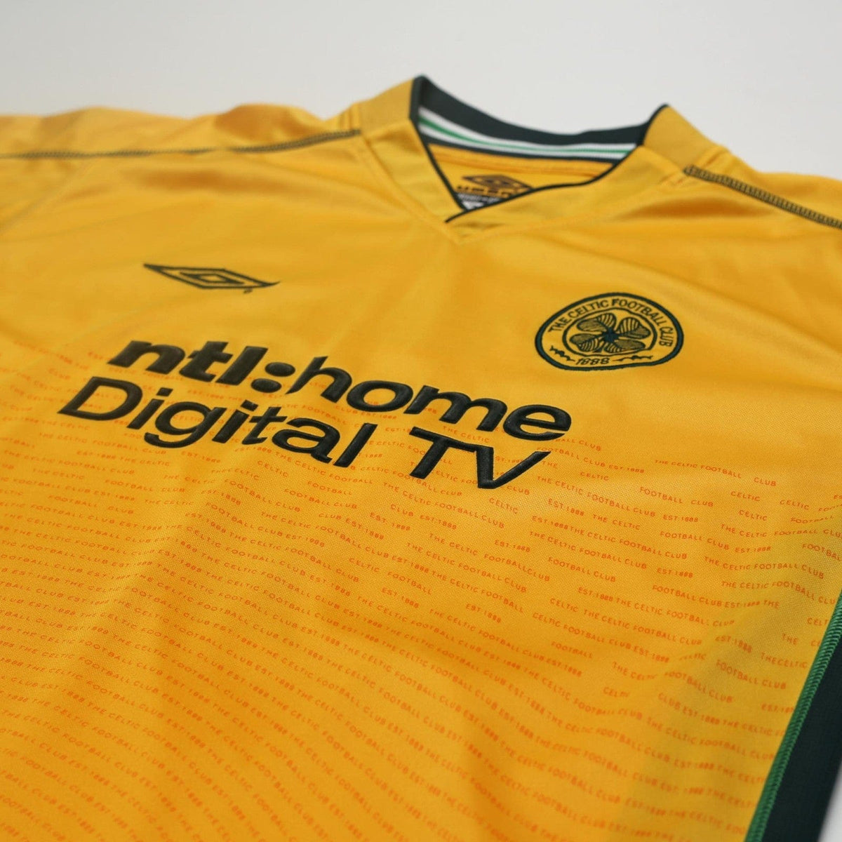 2002/03 Larsson #7 Celtic Vintage Umbro Away Football Shirt (L)