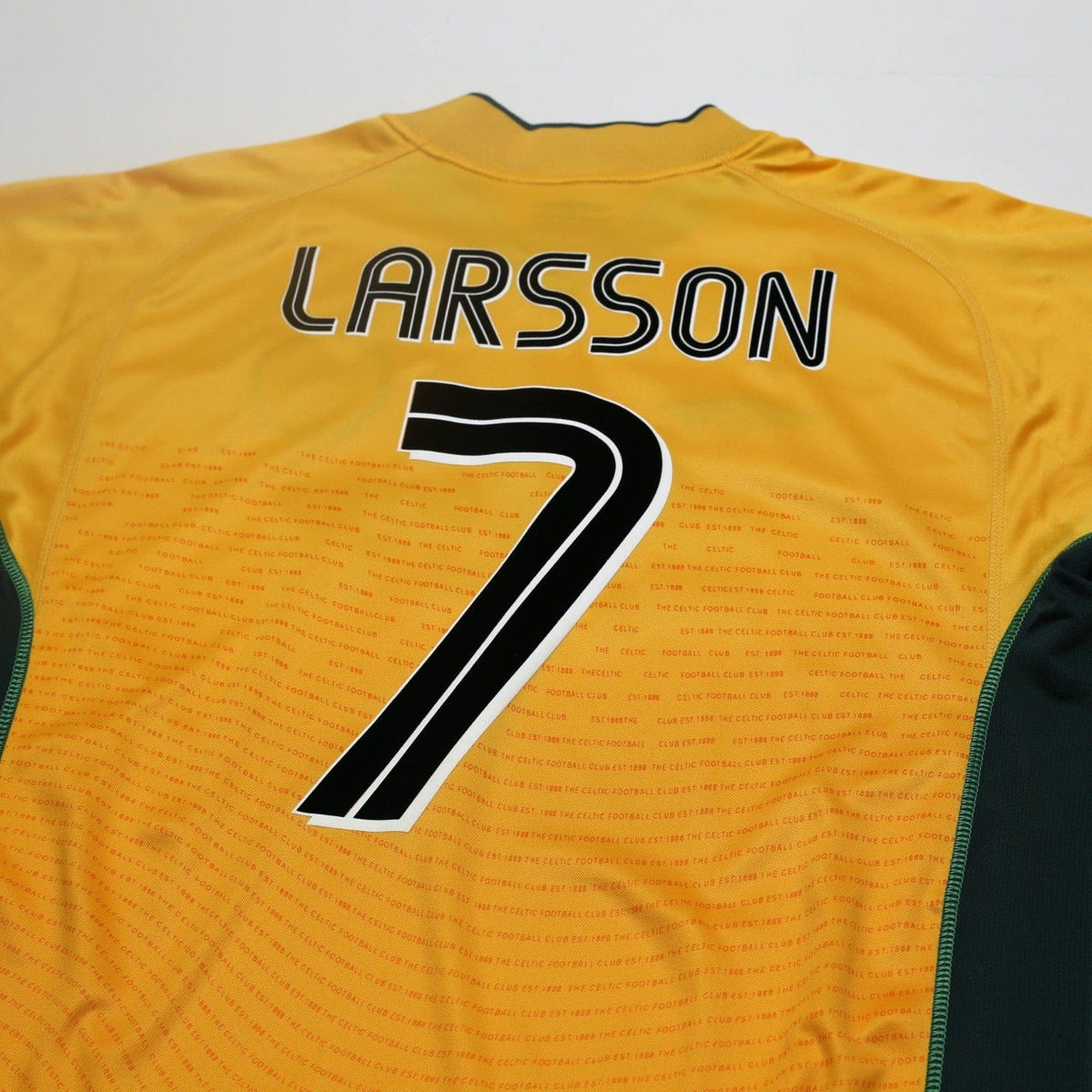 2002/03 Larsson #7 Celtic Vintage Umbro Away Football Shirt (L)