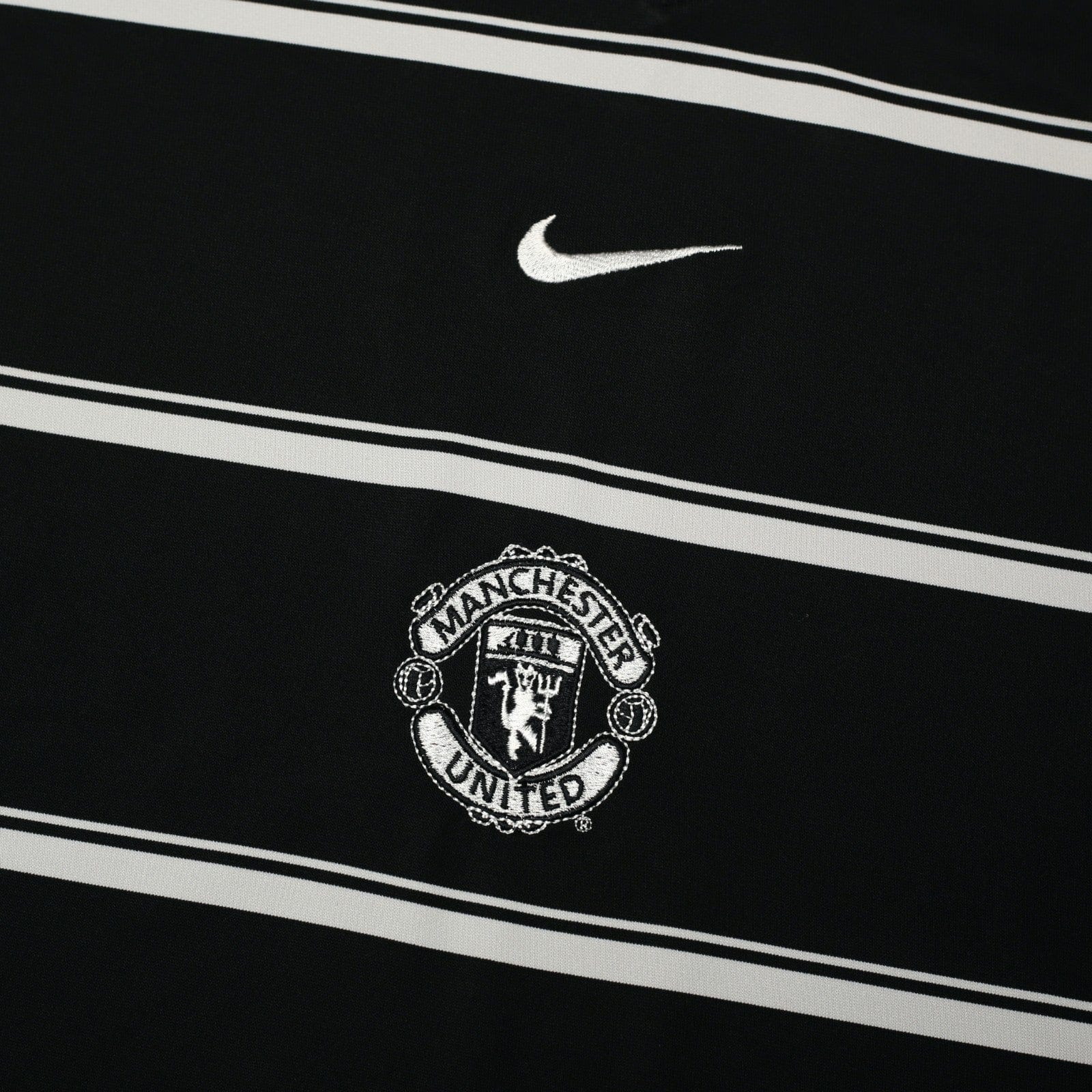 2002/03 Manchester United Vintage Nike Football Training Shirt (XL)