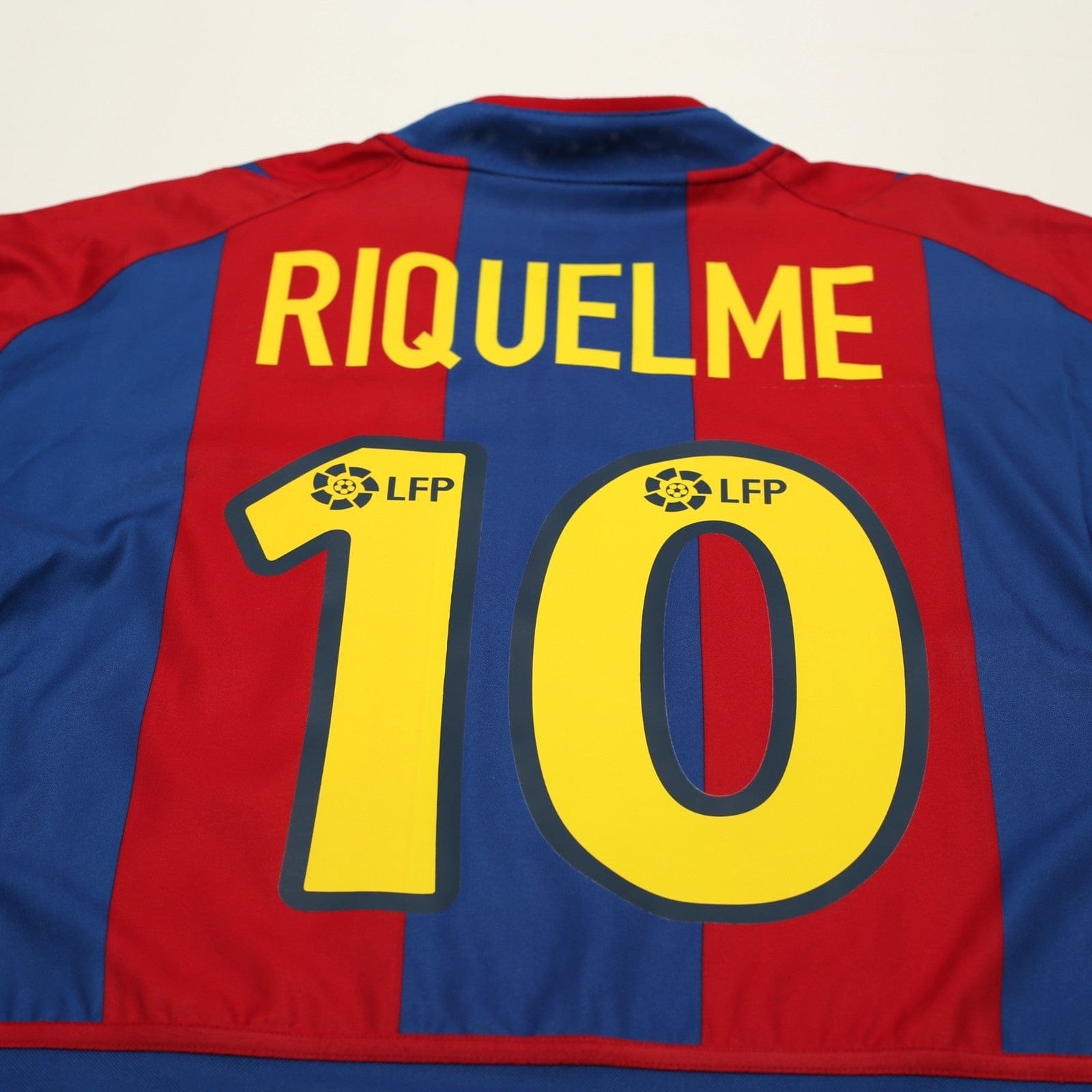 2002/03 Riquelme #10 Barcelona Vintage Nike Home Football Shirt (M)