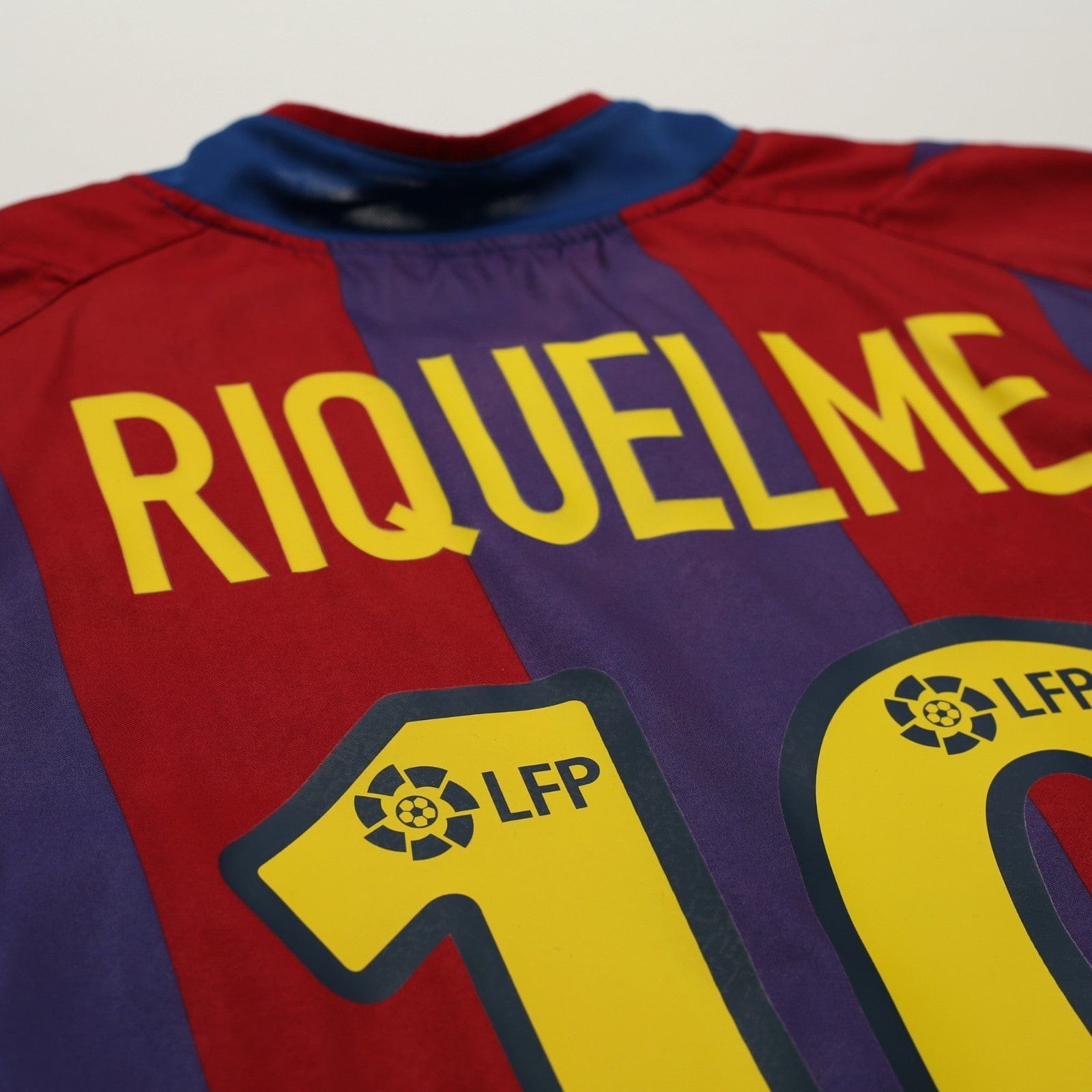2002/03 Riquelme #10 Barcelona Vintage Nike Home Football Shirt (M) Player Spec