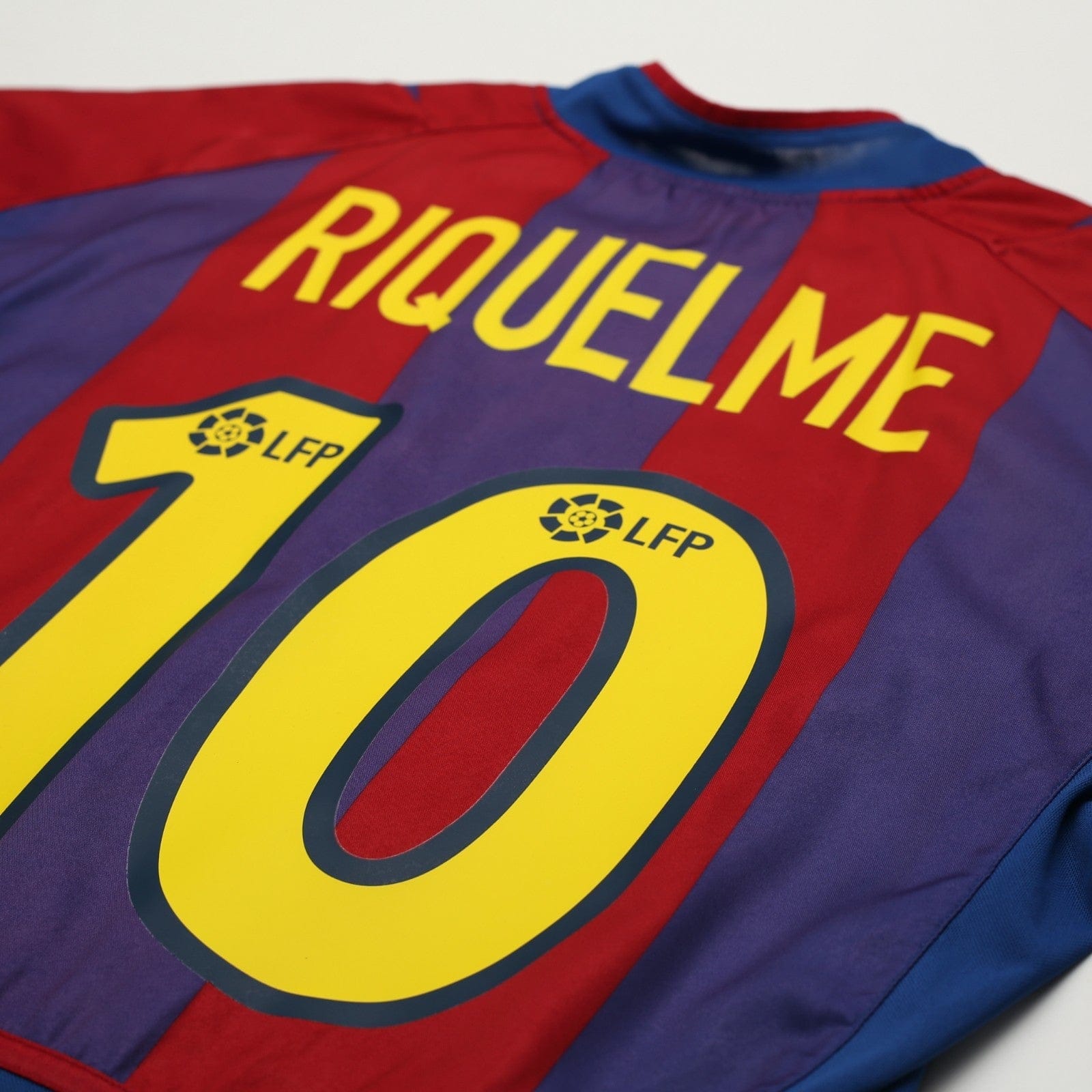 2002/03 Riquelme #10 Barcelona Vintage Nike Home Football Shirt (M) Player Spec