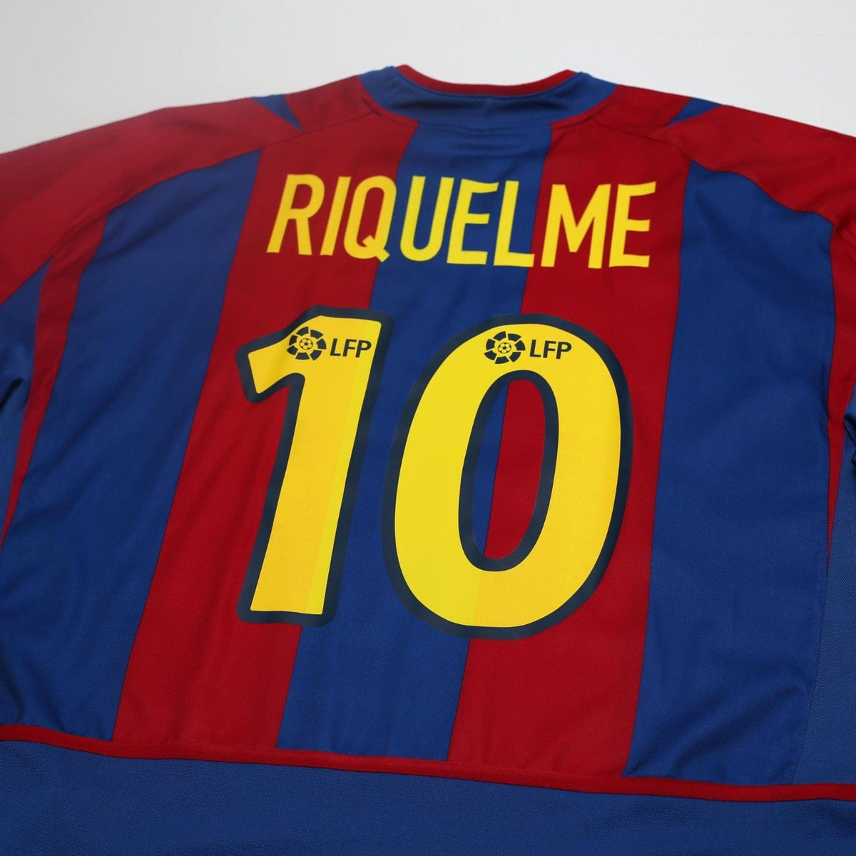 2002/03 Riquelme #10 Barcelona Vintage Nike Home Football Shirt (XL)