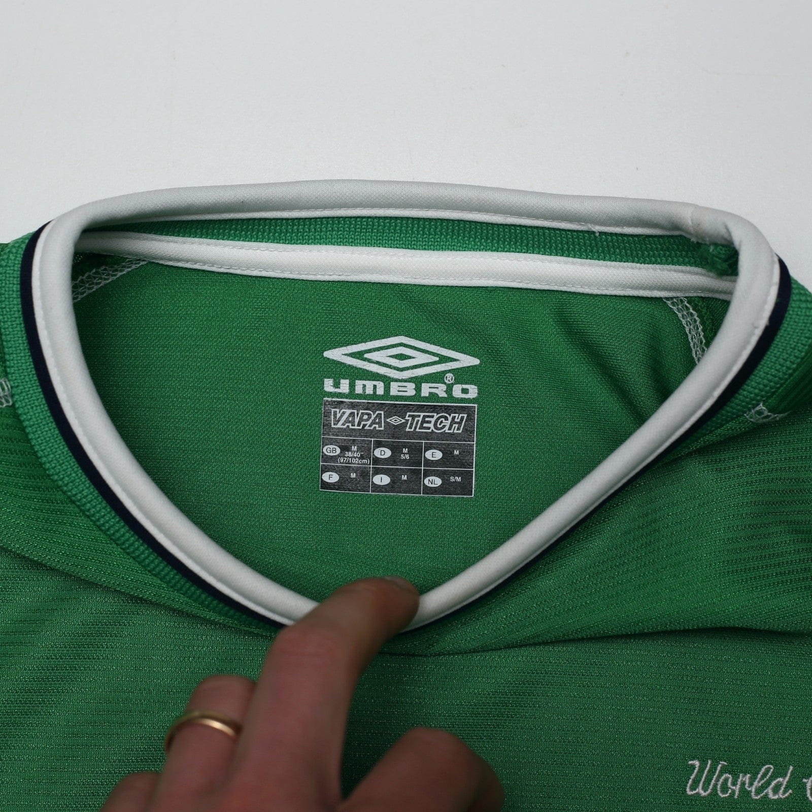 2002/03 Robbie Keane #10 Ireland Vintage Umbro Home Football Shirt (M) 2002 WC