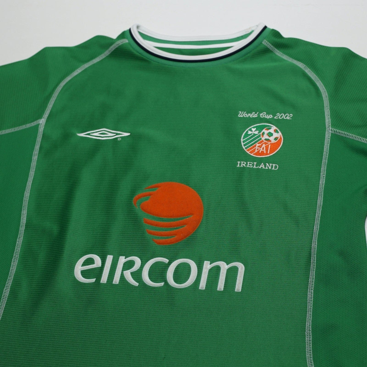 2002/03 Robbie Keane #10 Ireland Vintage Umbro Home Football Shirt (M) 2002 WC