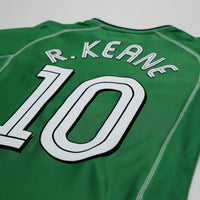 2002/03 Robbie Keane #10 Ireland Vintage Umbro Home Football Shirt (M) 2002 WC