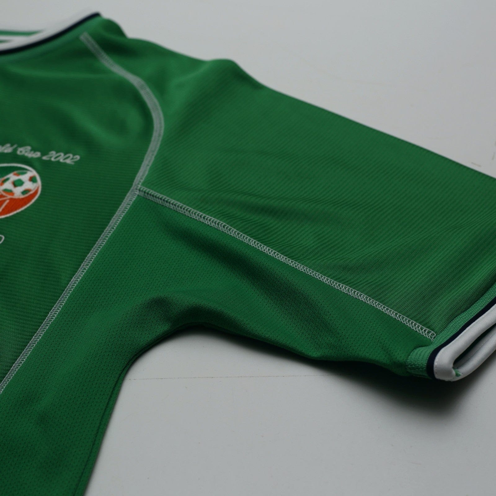 2002/03 Robbie Keane #10 Ireland Vintage Umbro Home Football Shirt (M) 2002 WC