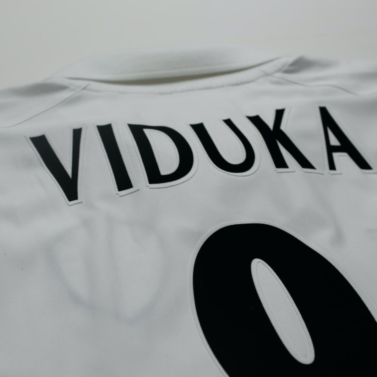 2002/03 Viduka #9 Leeds United Vintage Nike Home Football Shirt (L)