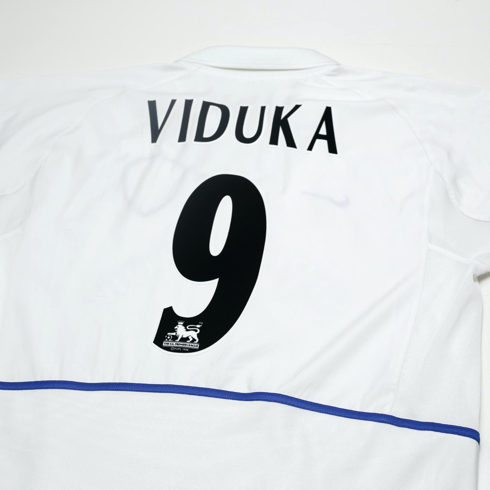 2002/03 Viduka #9 Leeds United Vintage Nike Home Football Shirt (L)