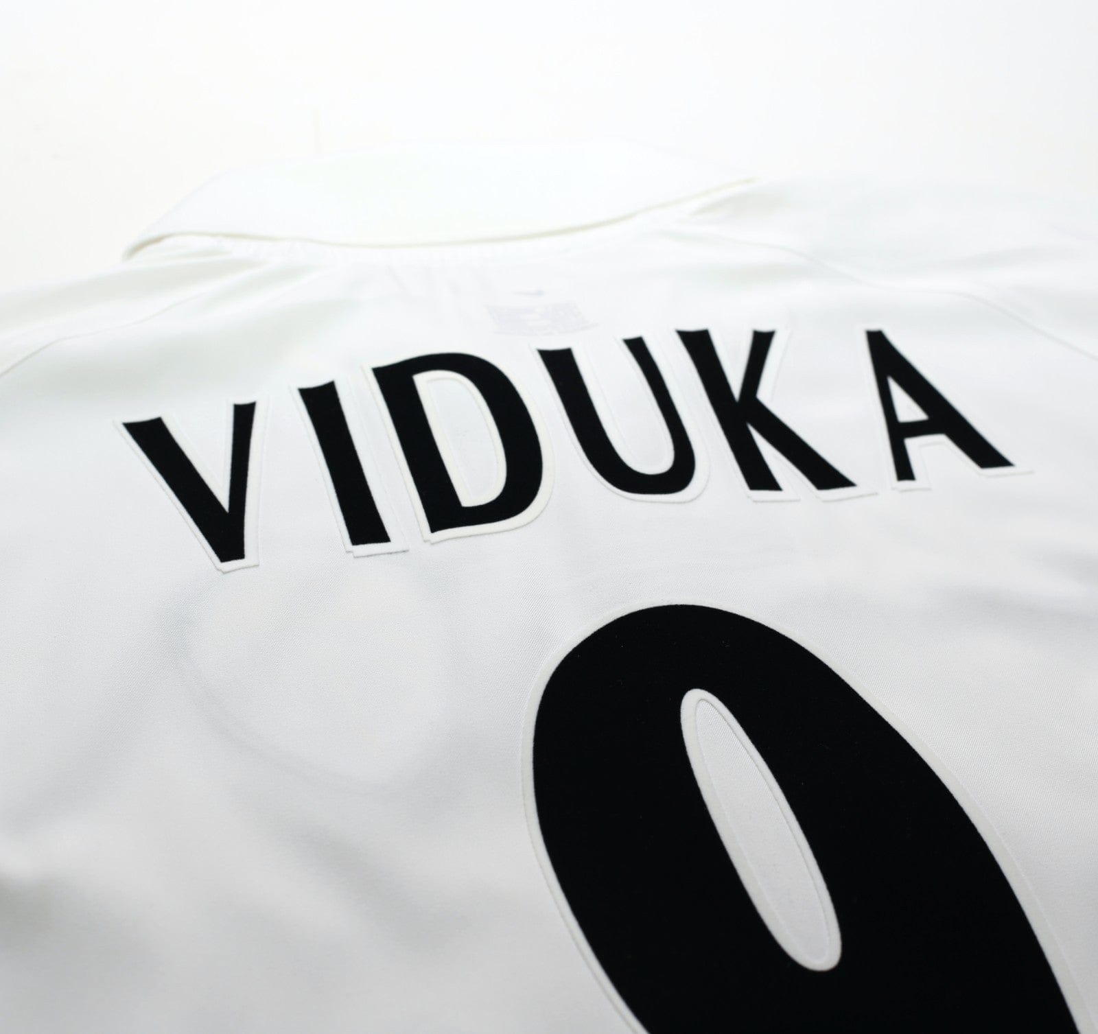 2002/03 VIDUKA #9 Leeds United Vintage Nike Home Football Shirt (S)