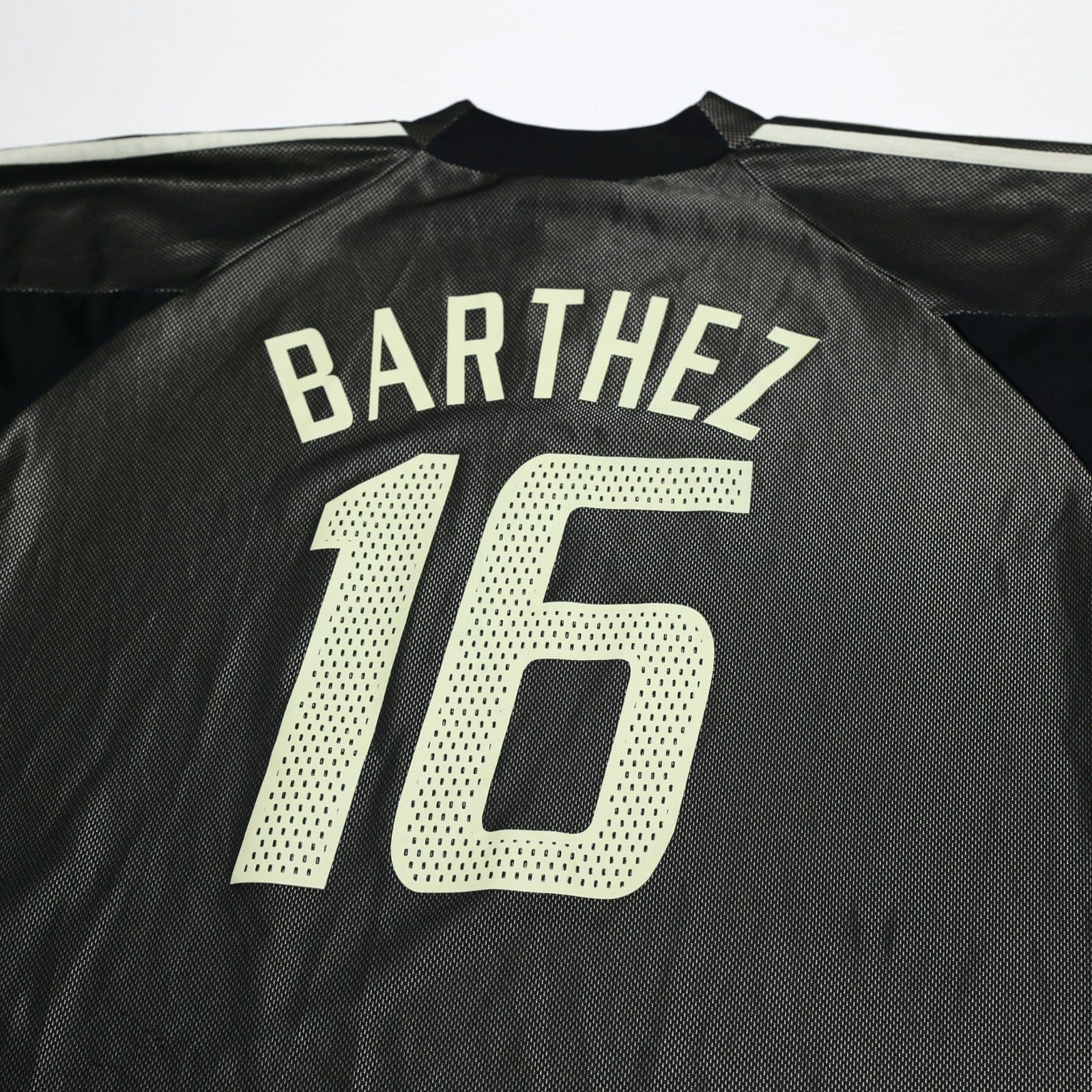 2002/04 Barthez #16 France Vintage adidas GK Football Shirt (XL) WC 2002