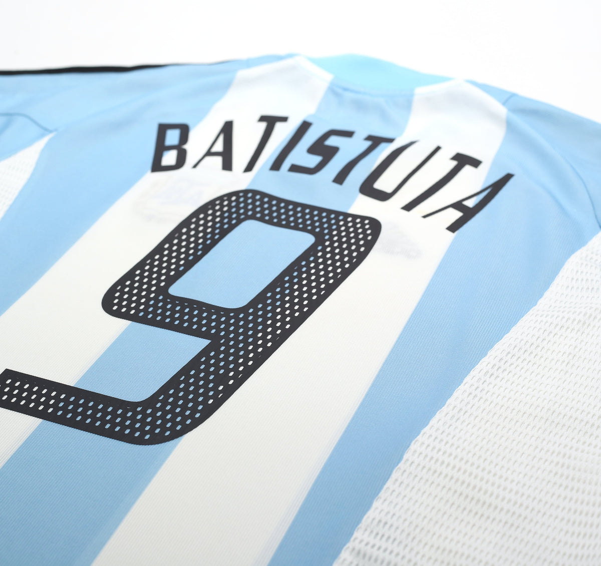 2002/04 BATISTUTA #9 Argentina Vintage adidas Home Football Shirt (M)