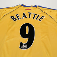 2002/04 Beattie #9 Southampton Vintage Saints Away Football Shirt (M)