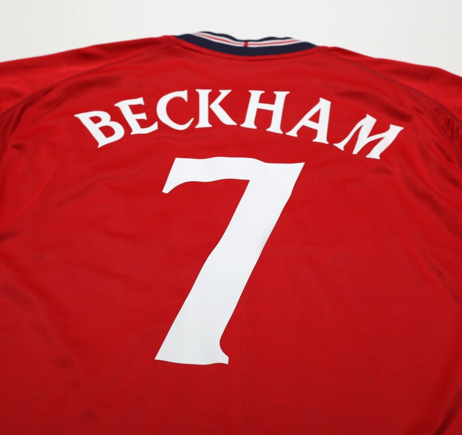 2002/04 BECKHAM #7 England Vintage Umbro Away Football Shirt (L) Argentina WC