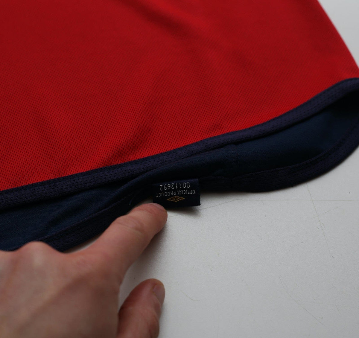 2002/04 BECKHAM #7 England Vintage Umbro Away Football Shirt (L) Argentina WC