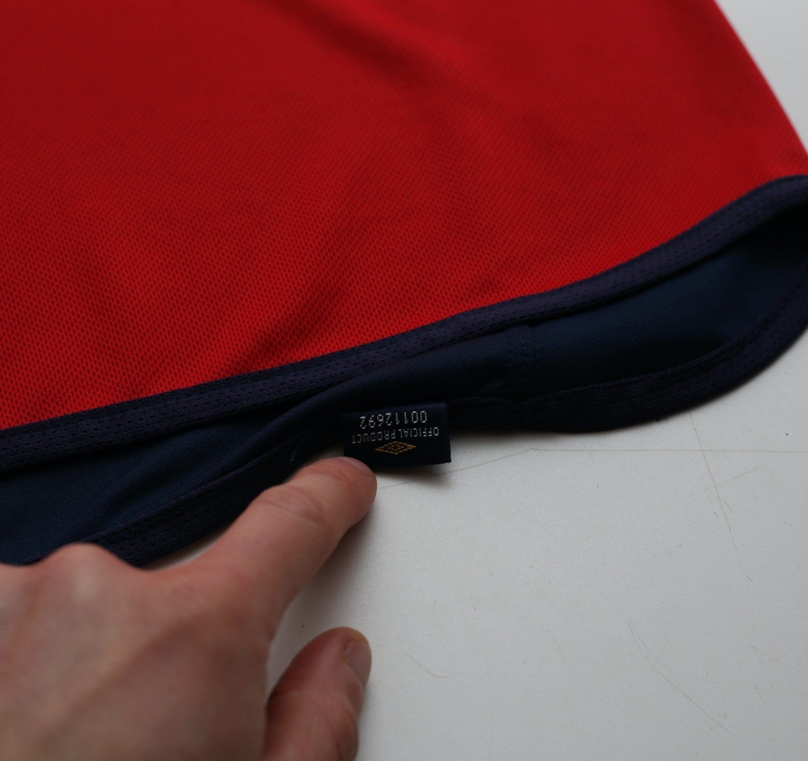 2002/04 BECKHAM #7 England Vintage Umbro Away Football Shirt (L) Argentina WC