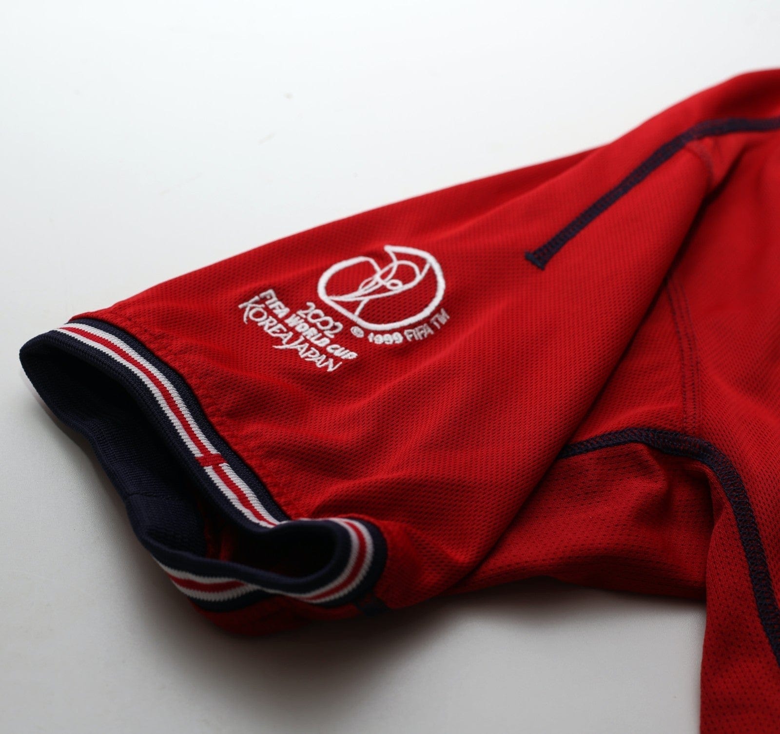 2002/04 BECKHAM #7 England Vintage Umbro Away Football Shirt (L) Argentina WC