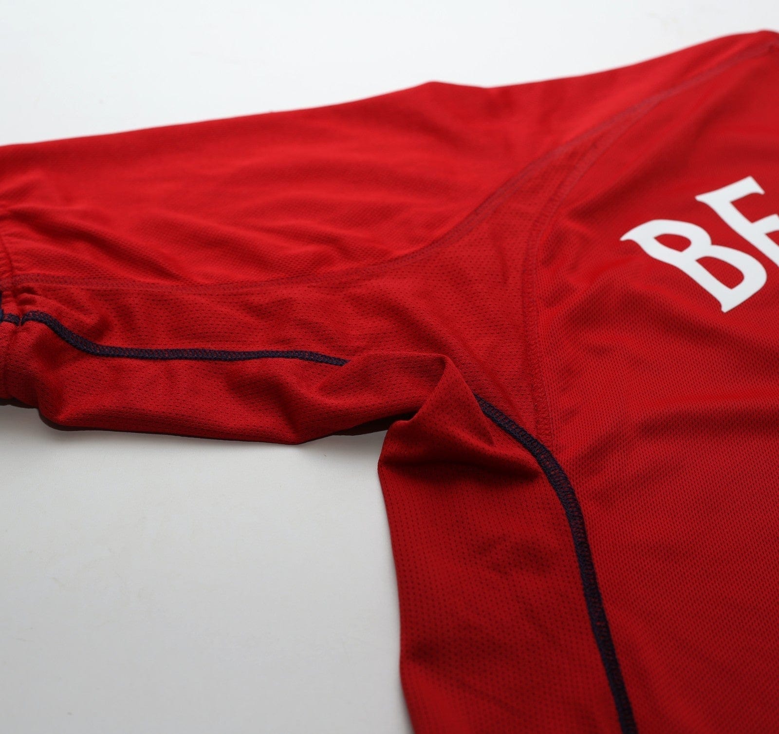 2002/04 BECKHAM #7 England Vintage Umbro Away Football Shirt (L) Argentina WC