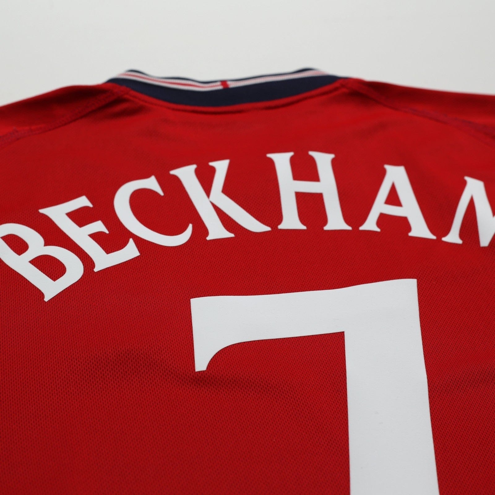 2002/04 Beckham #7 England Vintage Umbro Away Football Shirt (M) Argentina WC