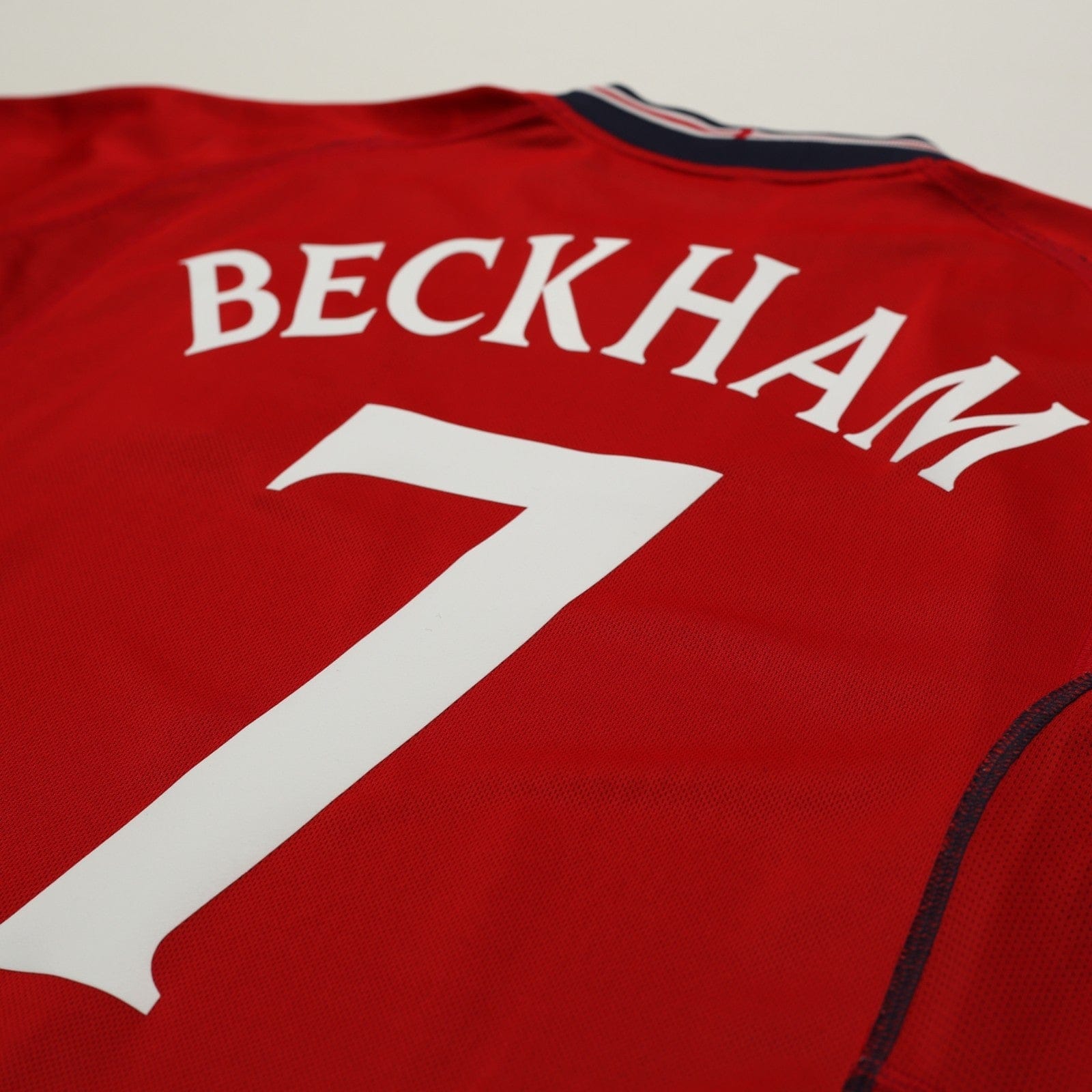 2002/04 Beckham #7 England Vintage Umbro Away Football Shirt (M) Argentina WC