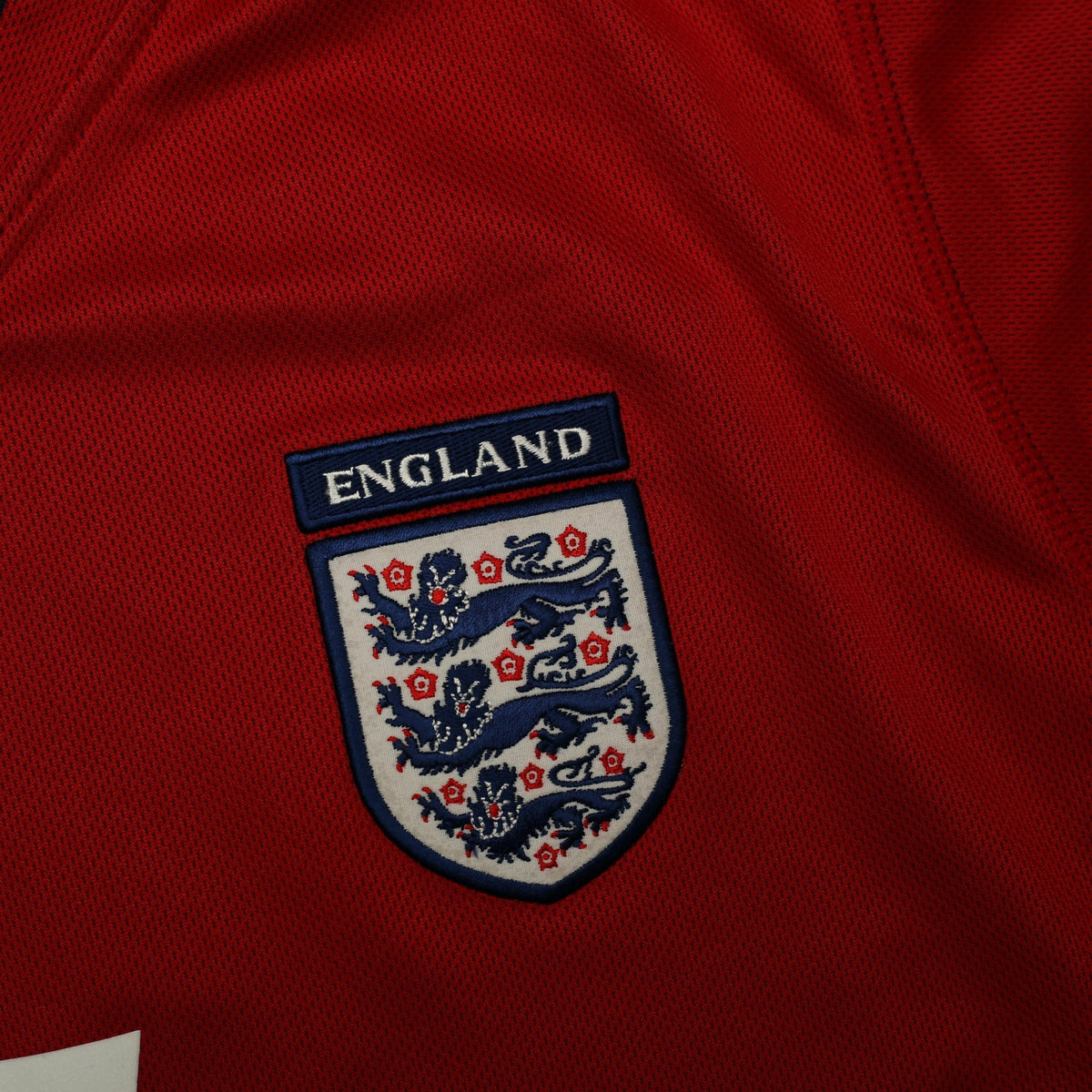 2002/04 BECKHAM #7 England Vintage Umbro Away Football Shirt (S) Argentina WC