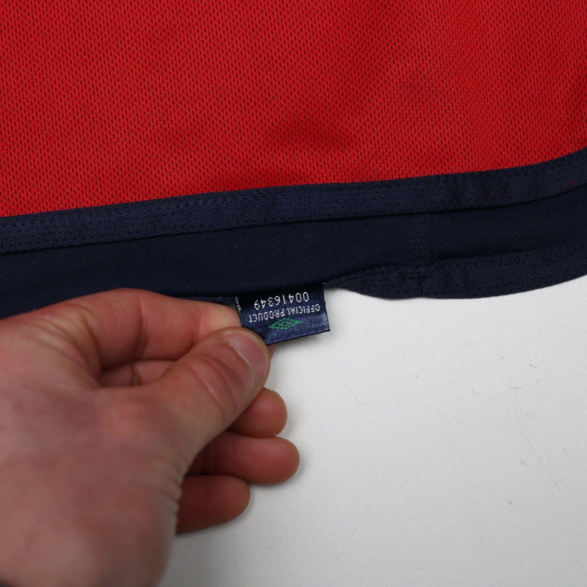 2002/04 BECKHAM #7 England Vintage Umbro Away Football Shirt (S) Argentina WC