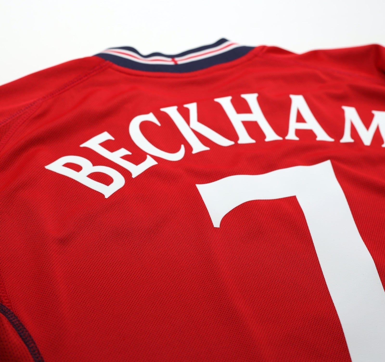 2002/04 BECKHAM #7 England Vintage Umbro Away Football Shirt (XL) Argentina WC